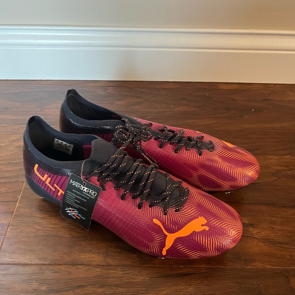 NWT Men's PUMA Ultra 2.4 Red and Orange Soccer Shoes-Size 10.5 - Picture 1 of 8